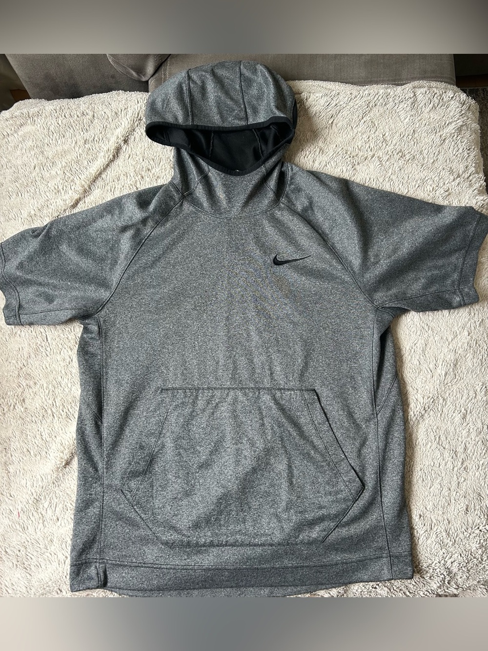 Nike Dri-Fit Spotlight Short Sleeve Gray Hoodie Training Gym Men’s Medium